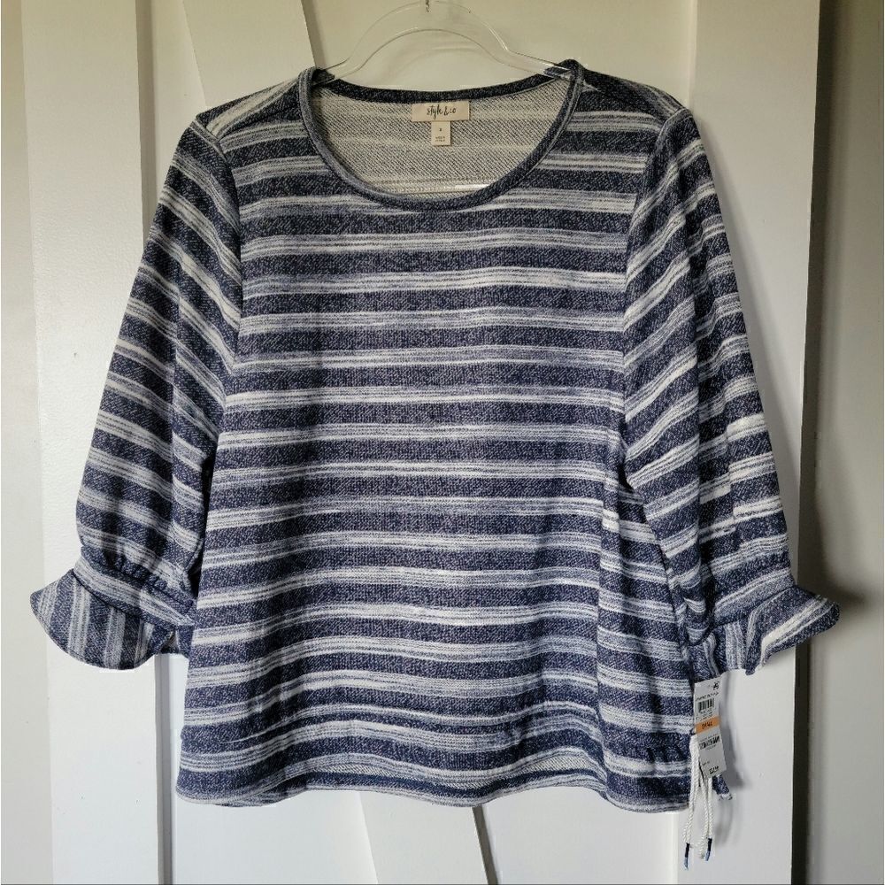 Style & Co., NWT Women's Blouse, Blue striped Shirt.